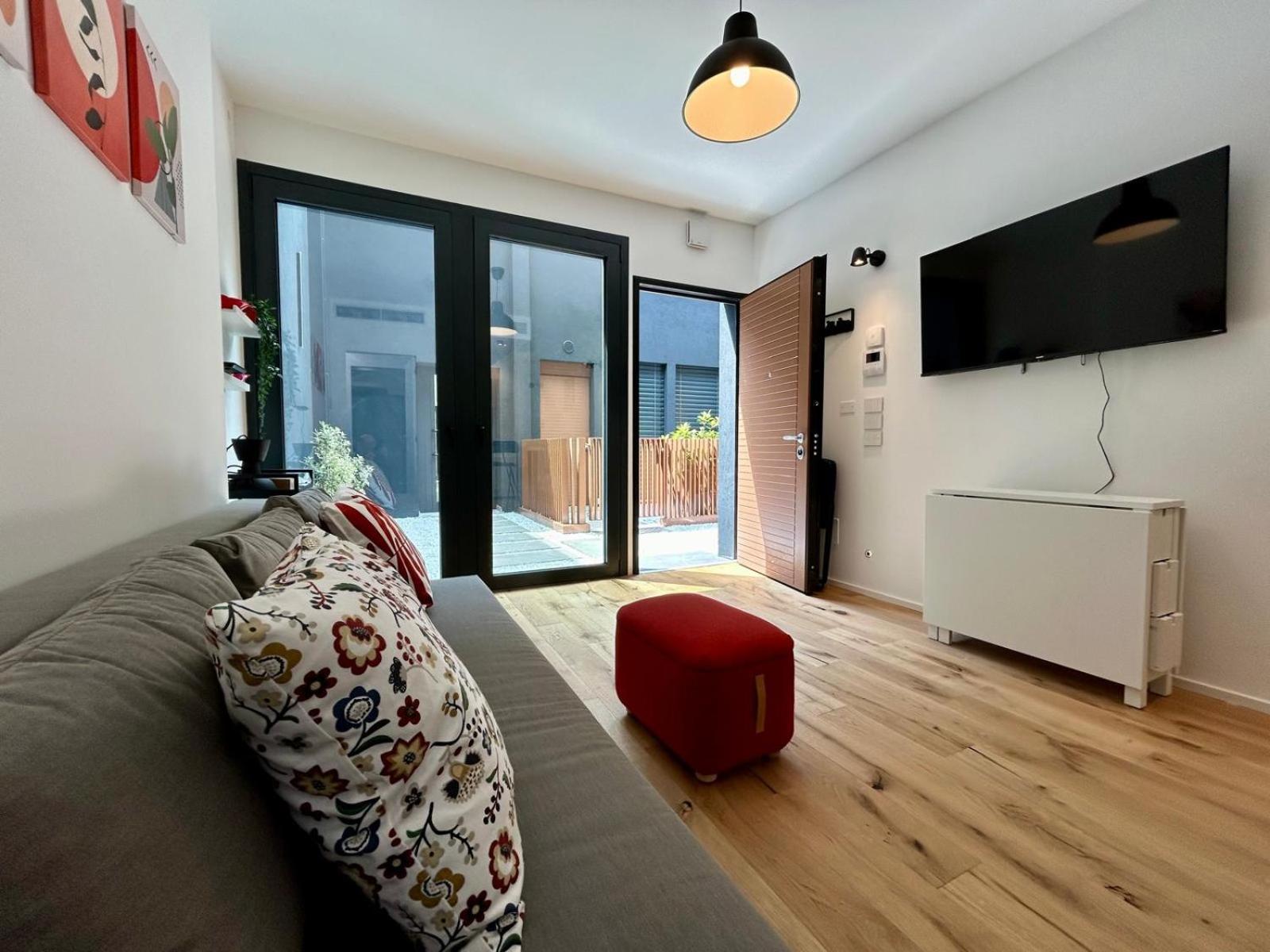 Kibilu Luxury Apt With Terrace, Isola District And Near Garibaldi Station Милано Екстериор снимка