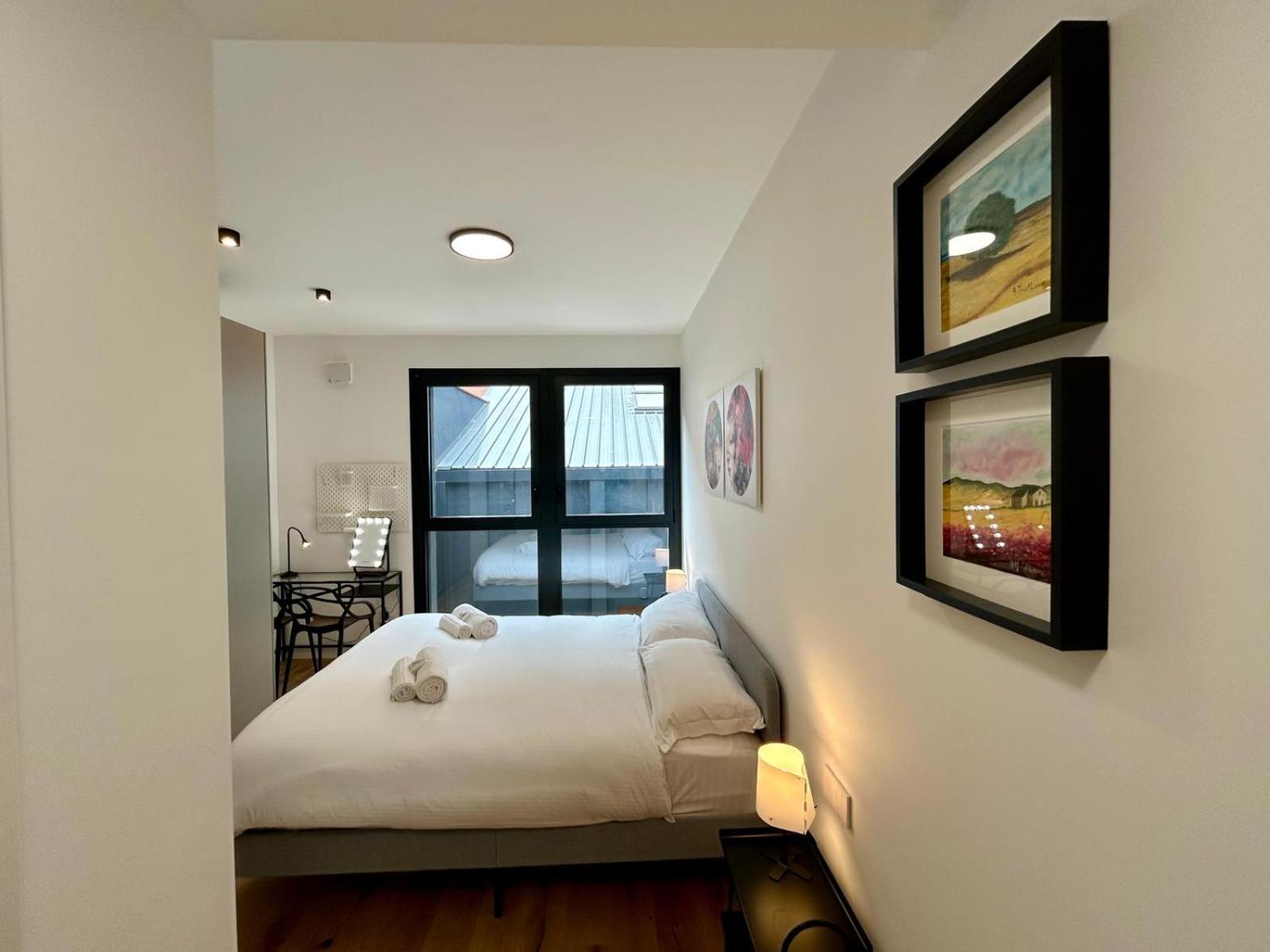 Kibilu Luxury Apt With Terrace, Isola District And Near Garibaldi Station Милано Екстериор снимка